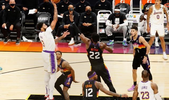 世界杯官方app-【湖人球迷电台】浓眉主动背锅，但湖人输球不全怪他