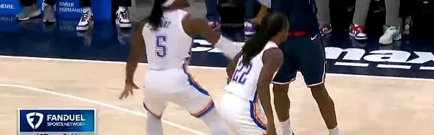 世界杯手机观看-伦纳德三分2中2拿到8分，快船回应一波9-2追至8分打停雷霆