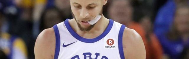 世界杯官方app-阵容齐整+库里拼尽全力 赢球困难勇士气数已尽？