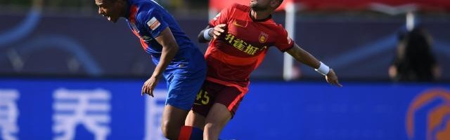 世界杯官方app-【中超】曹赟定失良机 上海申花0比0闷平河北队