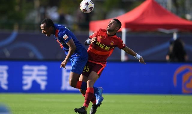 世界杯官方app-【中超】曹赟定失良机 上海申花0比0闷平河北队